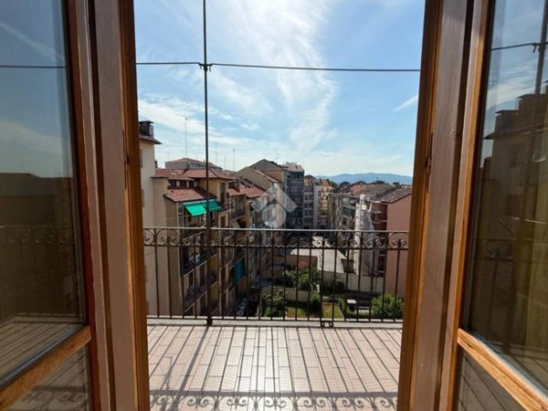 appartamento in vendita a Torino in zona Cenisia