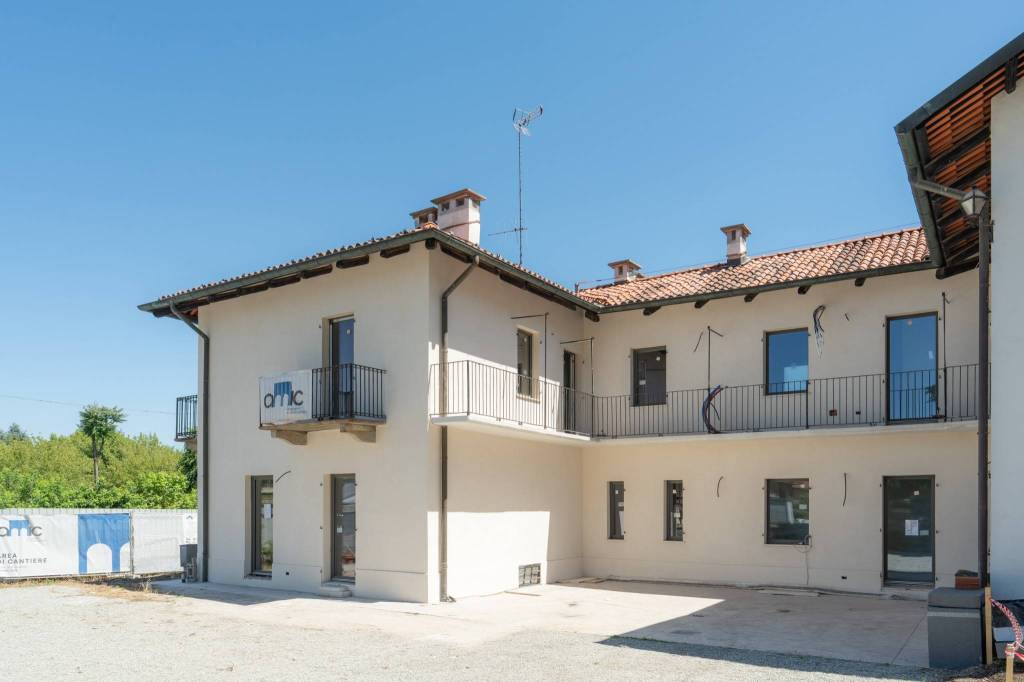 casa indipendente in vendita a Torino in zona Sassi