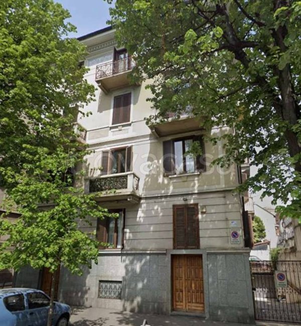 appartamento in vendita a Torino in zona Aurora