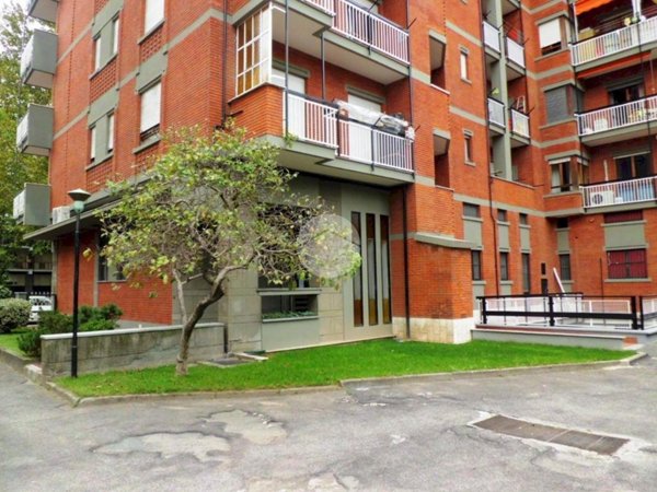 appartamento in vendita a Torino in zona Lingotto