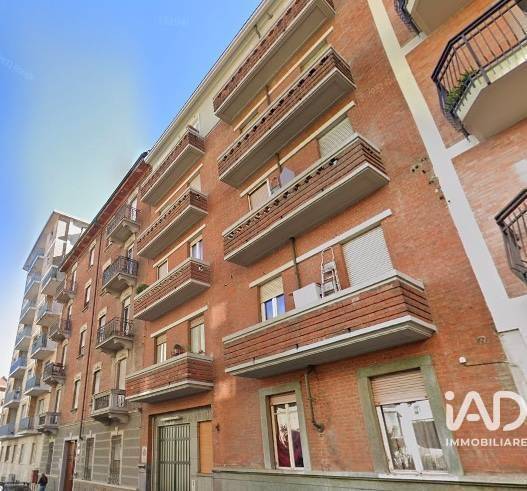 appartamento in vendita a Torino in zona Borgo San Paolo