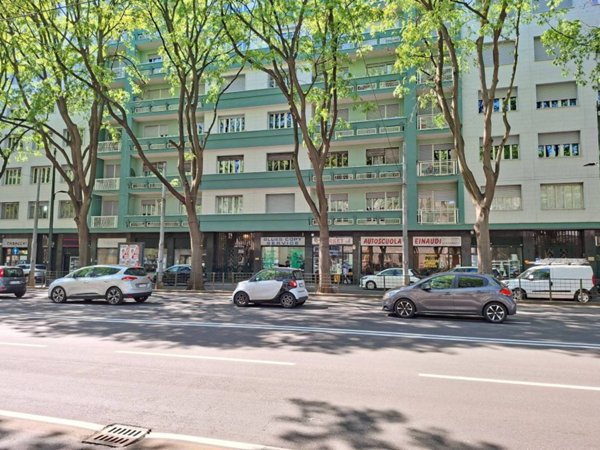 negozio in vendita a Torino in zona Crocetta