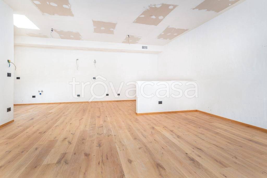 appartamento in vendita a Torino in zona Cit Turin