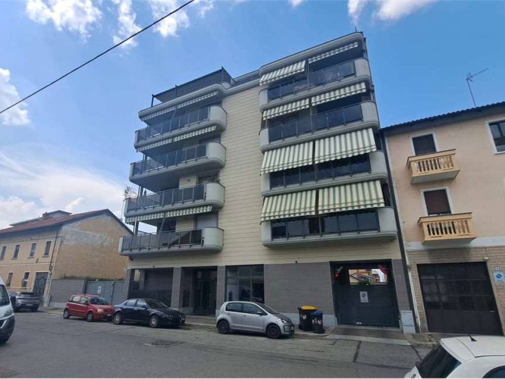 appartamento in vendita a Torino in zona Parella