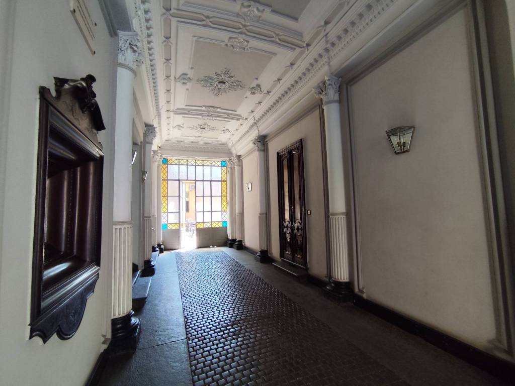 appartamento in vendita a Torino in zona San Salvario