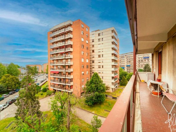 appartamento in vendita a Torino in zona Mirafiori Nord