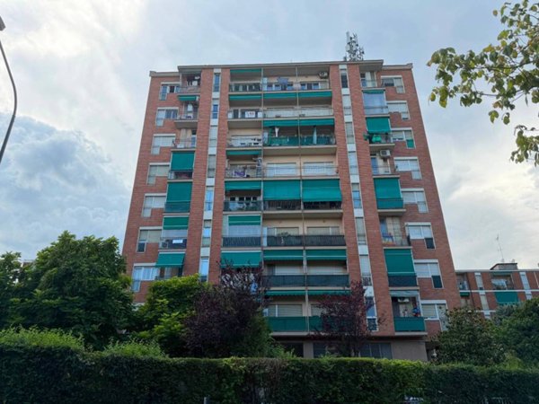 appartamento in vendita a Torino in zona Mirafiori Nord