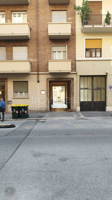 ufficio in vendita a Torino in zona Santa Rita