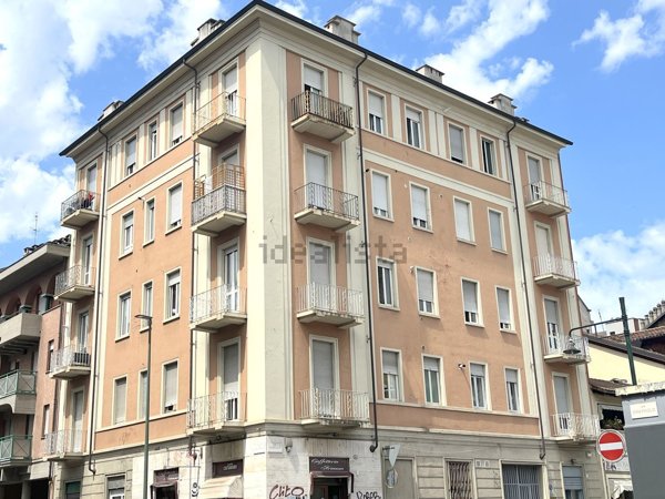 appartamento in vendita a Torino in zona Borgo San Paolo