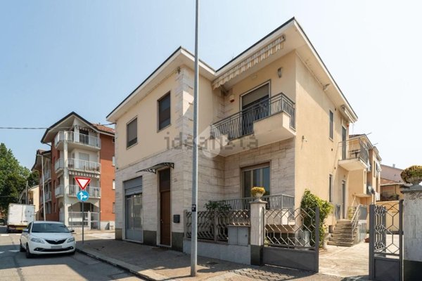 appartamento in vendita a Torino in zona Falchera