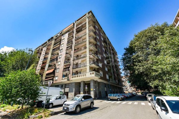 appartamento in vendita a Torino in zona Borgata Vittoria