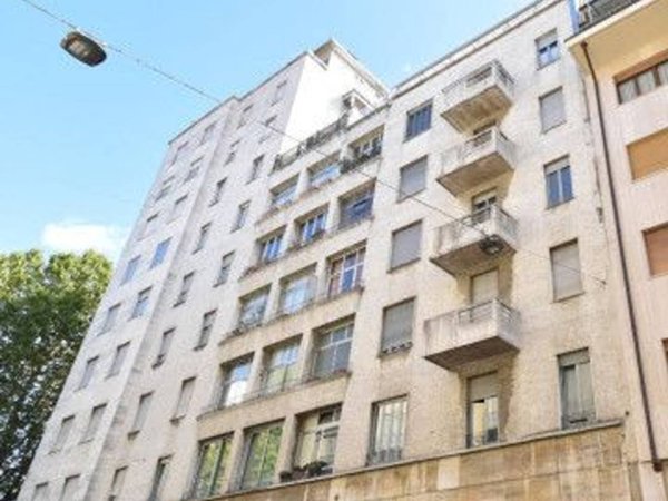 appartamento in vendita a Torino in zona Cit Turin