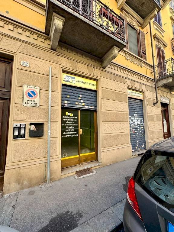 locale commerciale in vendita a Torino in zona Campidoglio