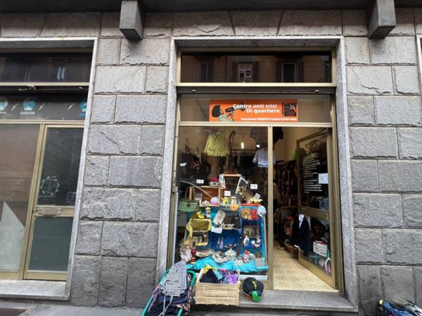 negozio in vendita a Torino in zona San Salvario