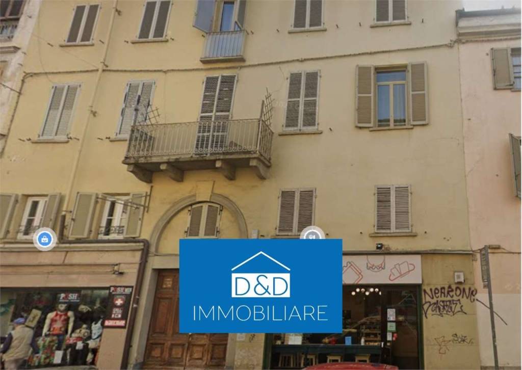 locale commerciale in vendita a Torino in zona San Donato
