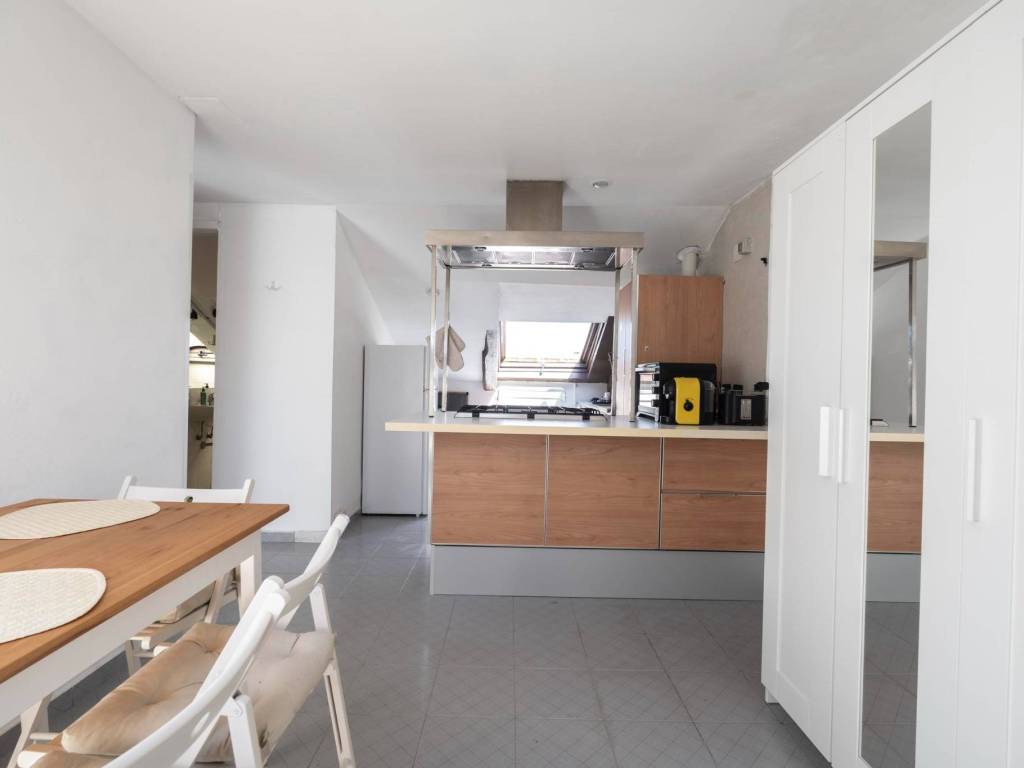 appartamento in vendita a Torino in zona Borgata Vittoria