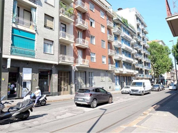 appartamento in vendita a Torino in zona Parella