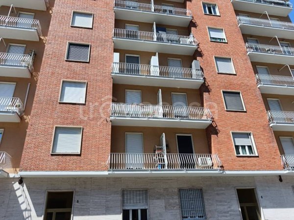 appartamento in vendita a Torino in zona Lucento