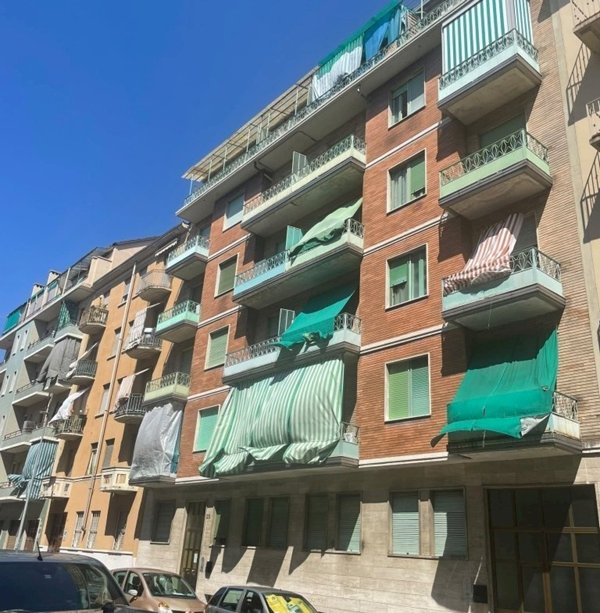 appartamento in vendita a Torino in zona Barriera di Milano