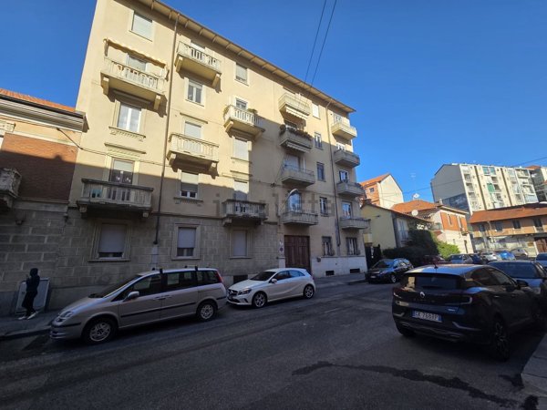 appartamento in vendita a Torino in zona Lucento