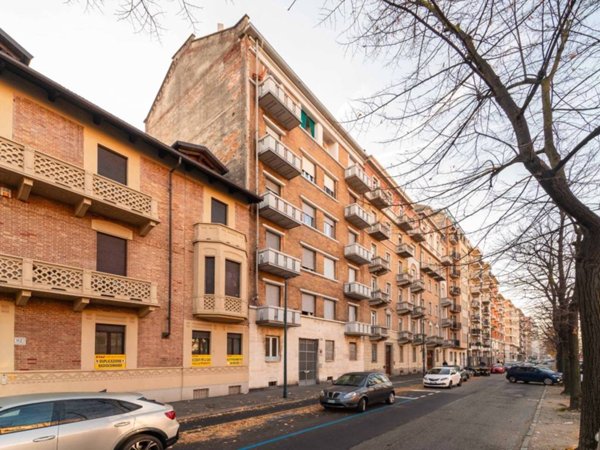 appartamento in vendita a Torino in zona Campidoglio