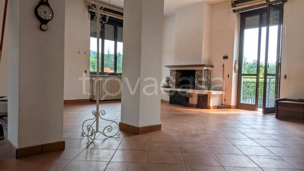 casa indipendente in vendita a Torino in zona Bertolla