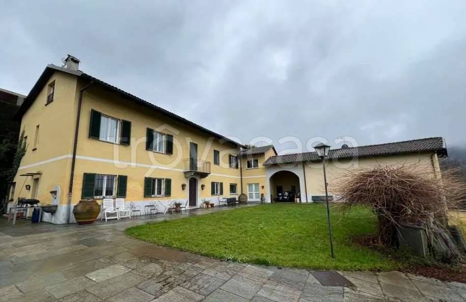 casa indipendente in vendita a Torino in zona Santa Margherita