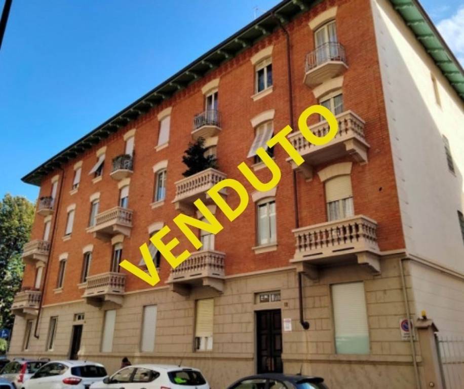 appartamento in vendita a Torino in zona Parella