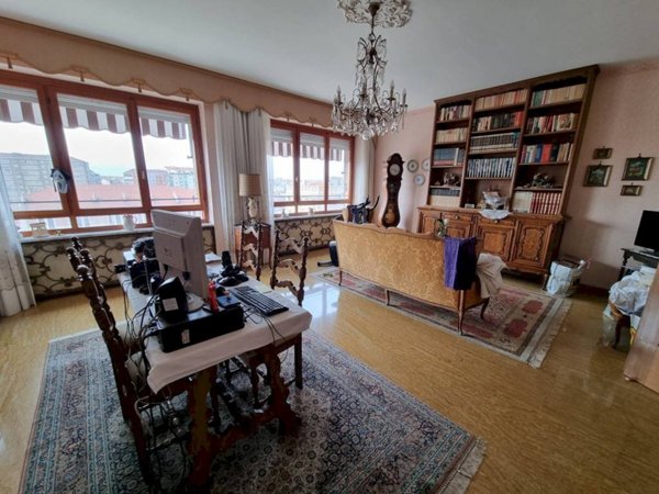 appartamento in vendita a Torino in zona Pozzo Strada