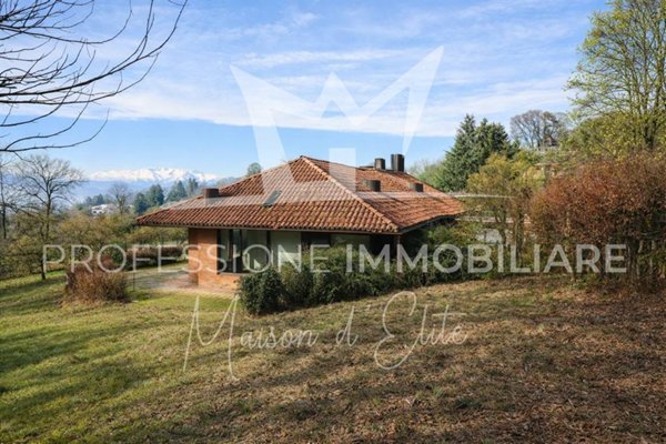 casa indipendente in vendita a Torino in zona Cavoretto