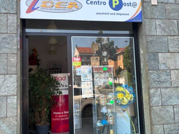 negozio in vendita a Torino in zona Parella