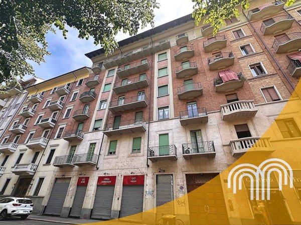 appartamento in vendita a Torino in zona Cit Turin
