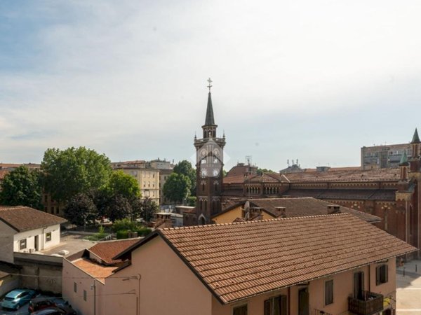 appartamento in vendita a Torino in zona Borgo San Paolo