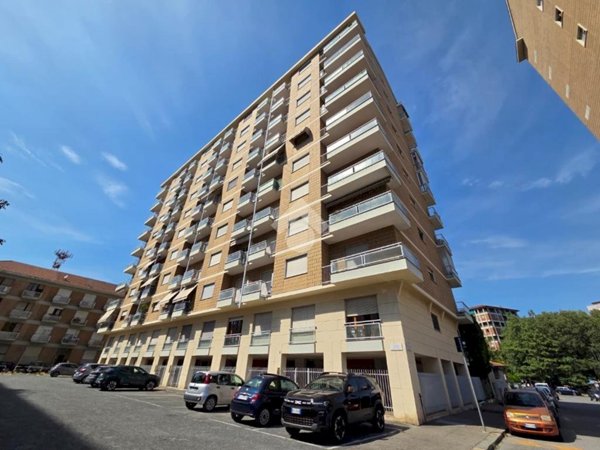 appartamento in vendita a Torino in zona Mirafiori Nord
