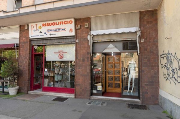 locale commerciale in vendita a Torino in zona Rebaudengo