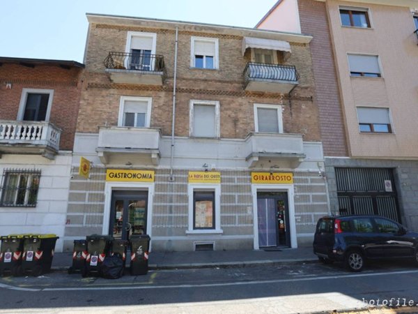 negozio in vendita a Torino in zona Pozzo Strada