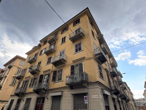 appartamento in vendita a Torino in zona Aurora