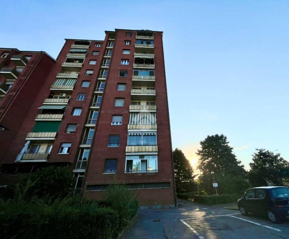 appartamento in vendita a Torino in zona Vallette