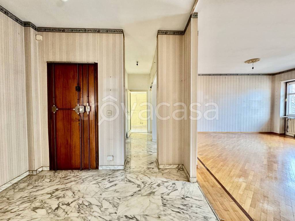 appartamento in vendita a Torino in zona Campidoglio