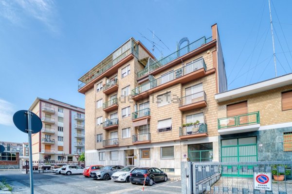 appartamento in vendita a Torino in zona Parella