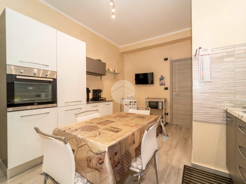 appartamento in vendita a Torino in zona Borgata Vittoria