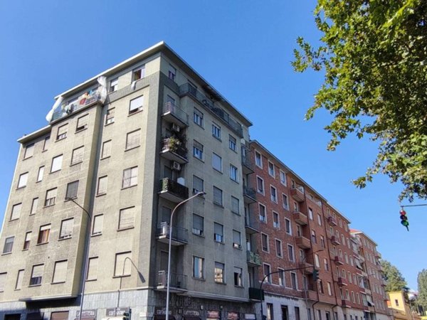 appartamento in vendita a Torino in zona Aurora