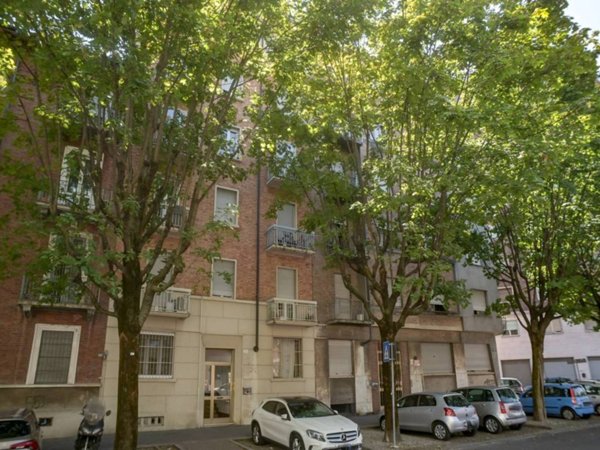 appartamento in vendita a Torino in zona Borgata Vittoria