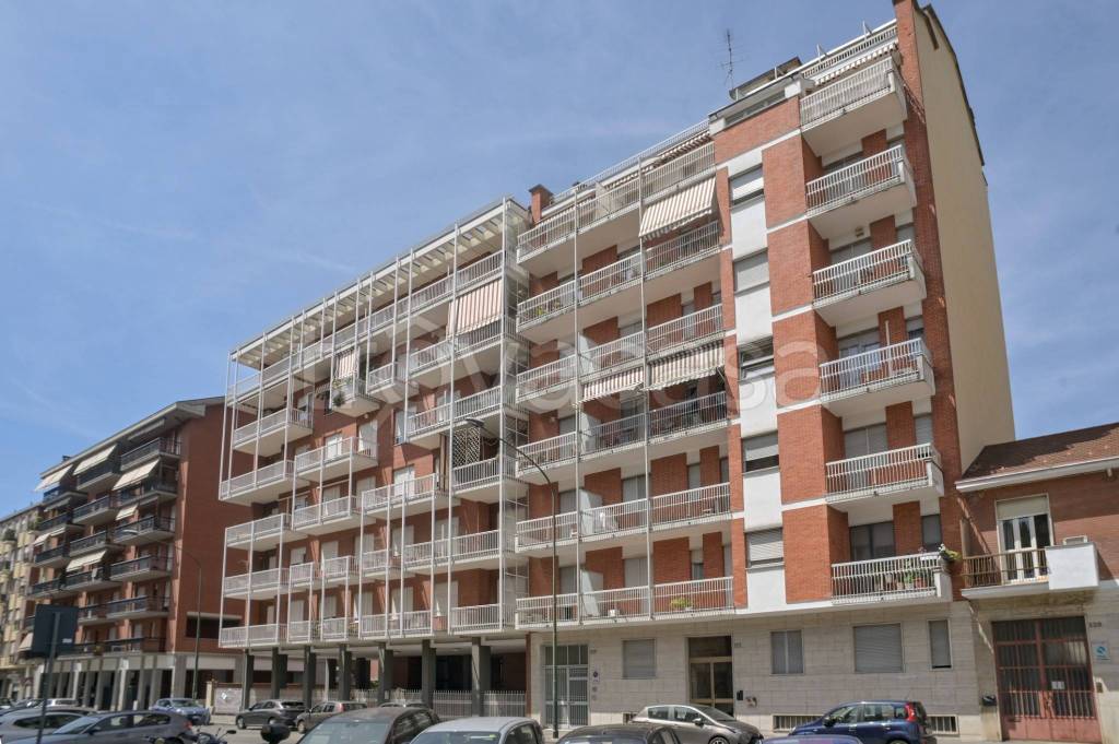 appartamento in vendita a Torino in zona Santa Rita