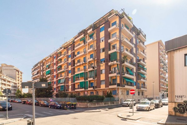 appartamento in vendita a Torino in zona Aurora