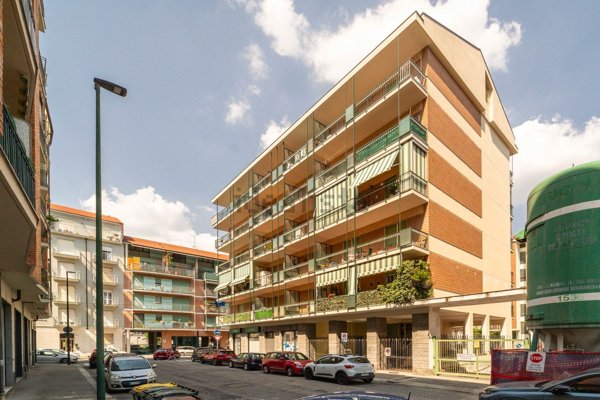 appartamento in vendita a Torino in zona Pozzo Strada