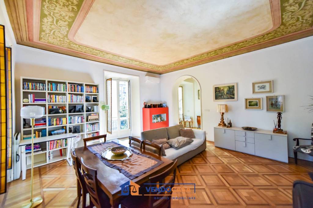 appartamento in vendita a Torino in zona Cit Turin