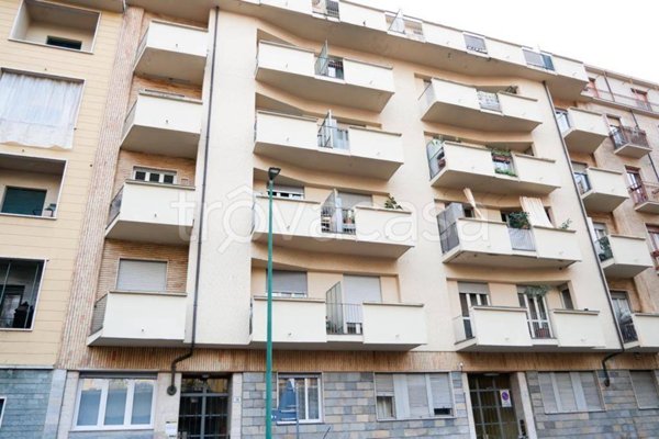 appartamento in vendita a Torino in zona Millefonti
