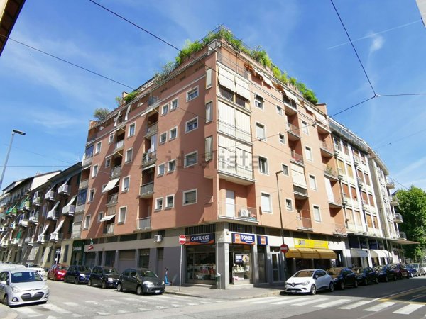 appartamento in vendita a Torino in zona Borgata Vittoria