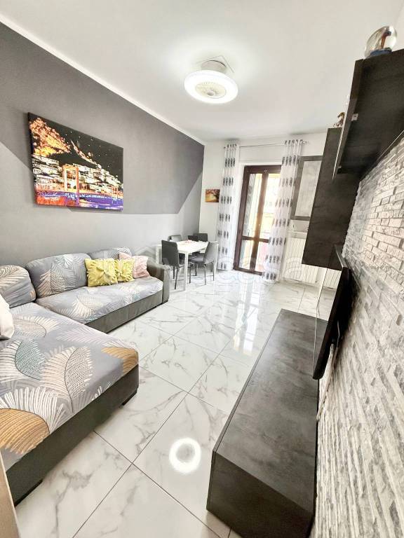appartamento in vendita a Torino in zona Barca